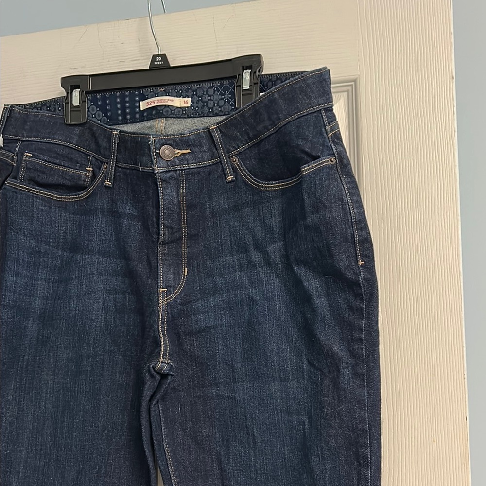 Levi's Dark Blue Straight Jeans. New/never worn without tags - Picture 7 of 16